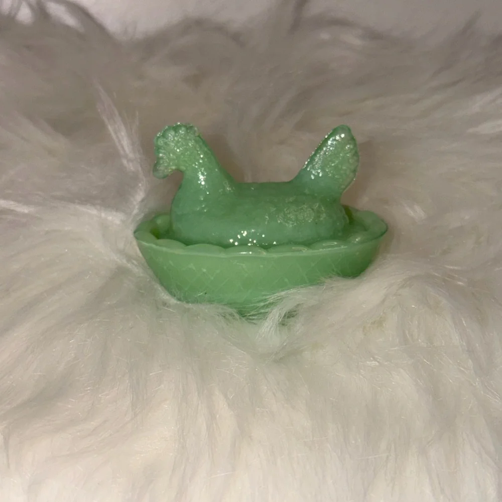 Mini vintage Green Glass Hen on Nest Dish